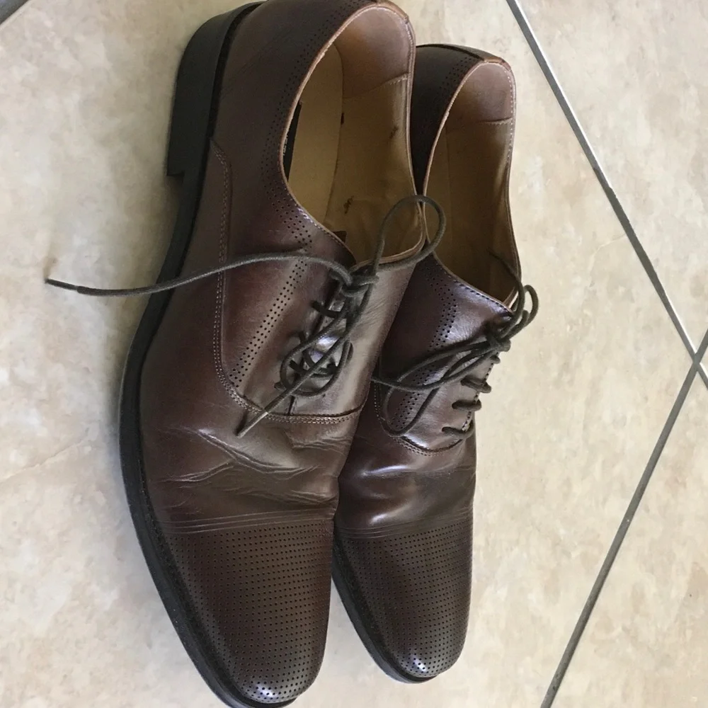 Kenneth Cole Reaction Men's Dark Brown Perforated Leather Oxfords